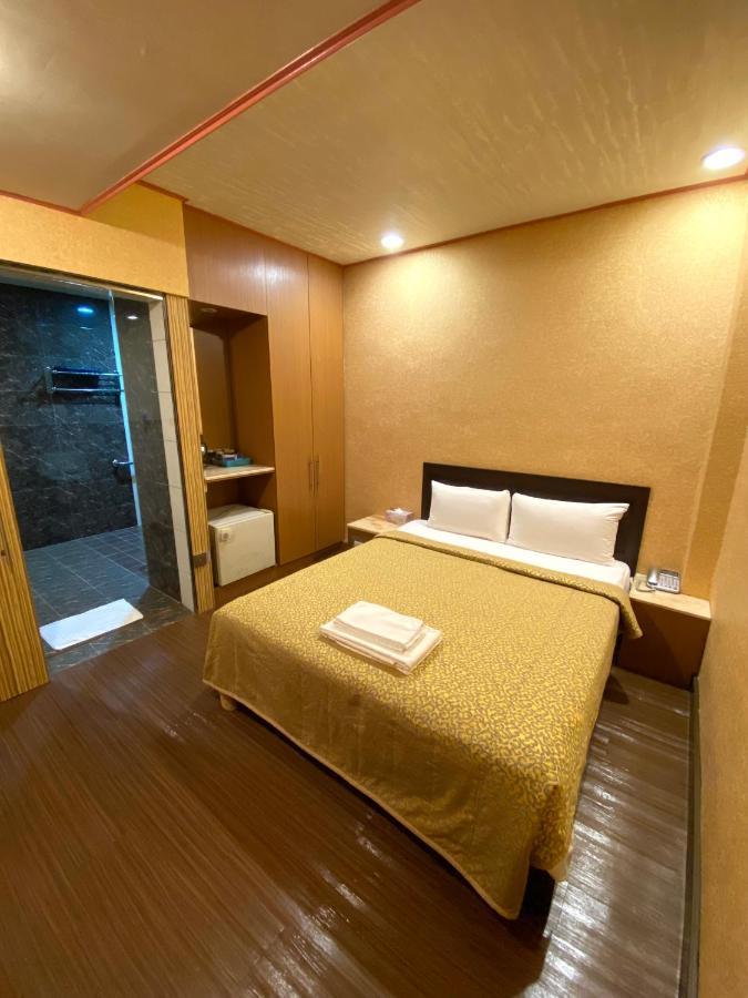 Hotel Lee-Chan Taipei Exterior photo