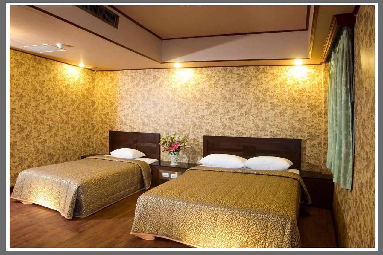 Hotel Lee-Chan Taipei Exterior photo