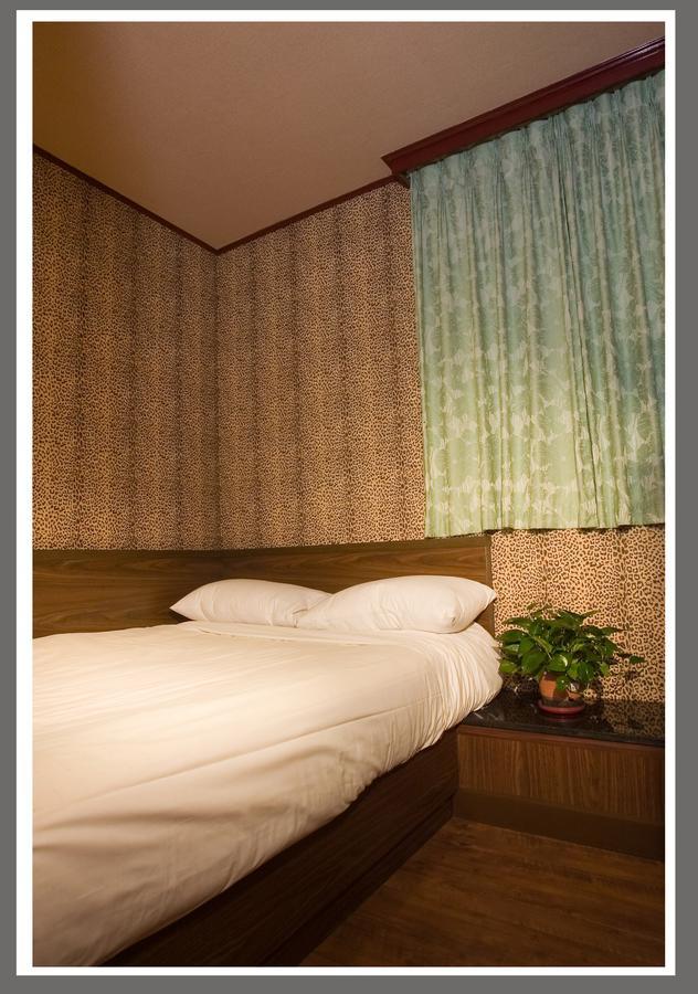 Hotel Lee-Chan Taipei Exterior photo